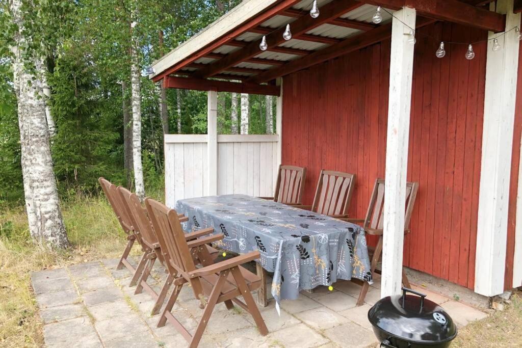 Egen Laegenhet I 2-Familjshus Pa Landet. Villa Tierp Екстериор снимка